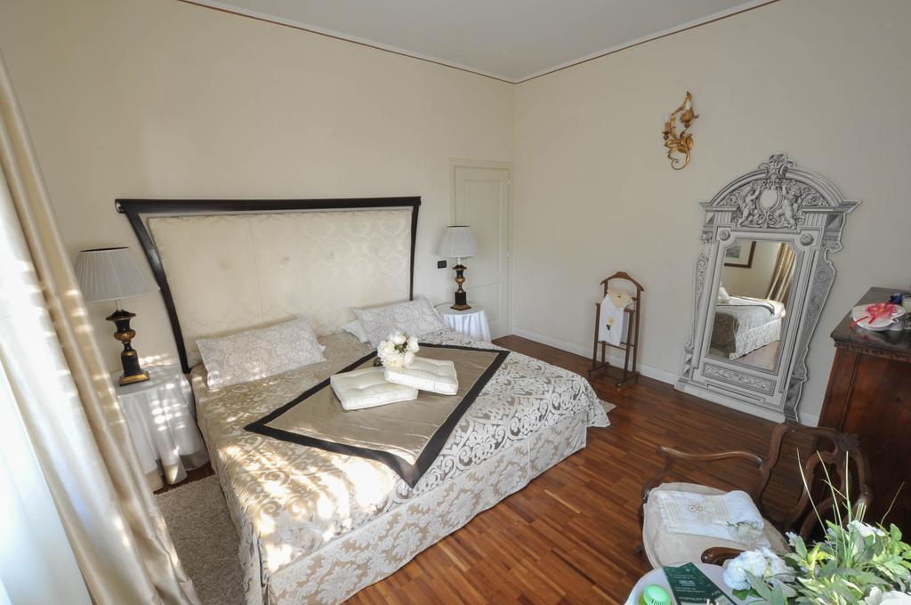 Villa Ai Cedri Bed And Breakfast Sommacampagna Room photo