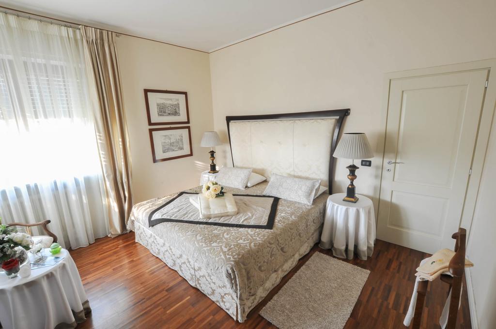 Villa Ai Cedri Bed And Breakfast Sommacampagna Room photo